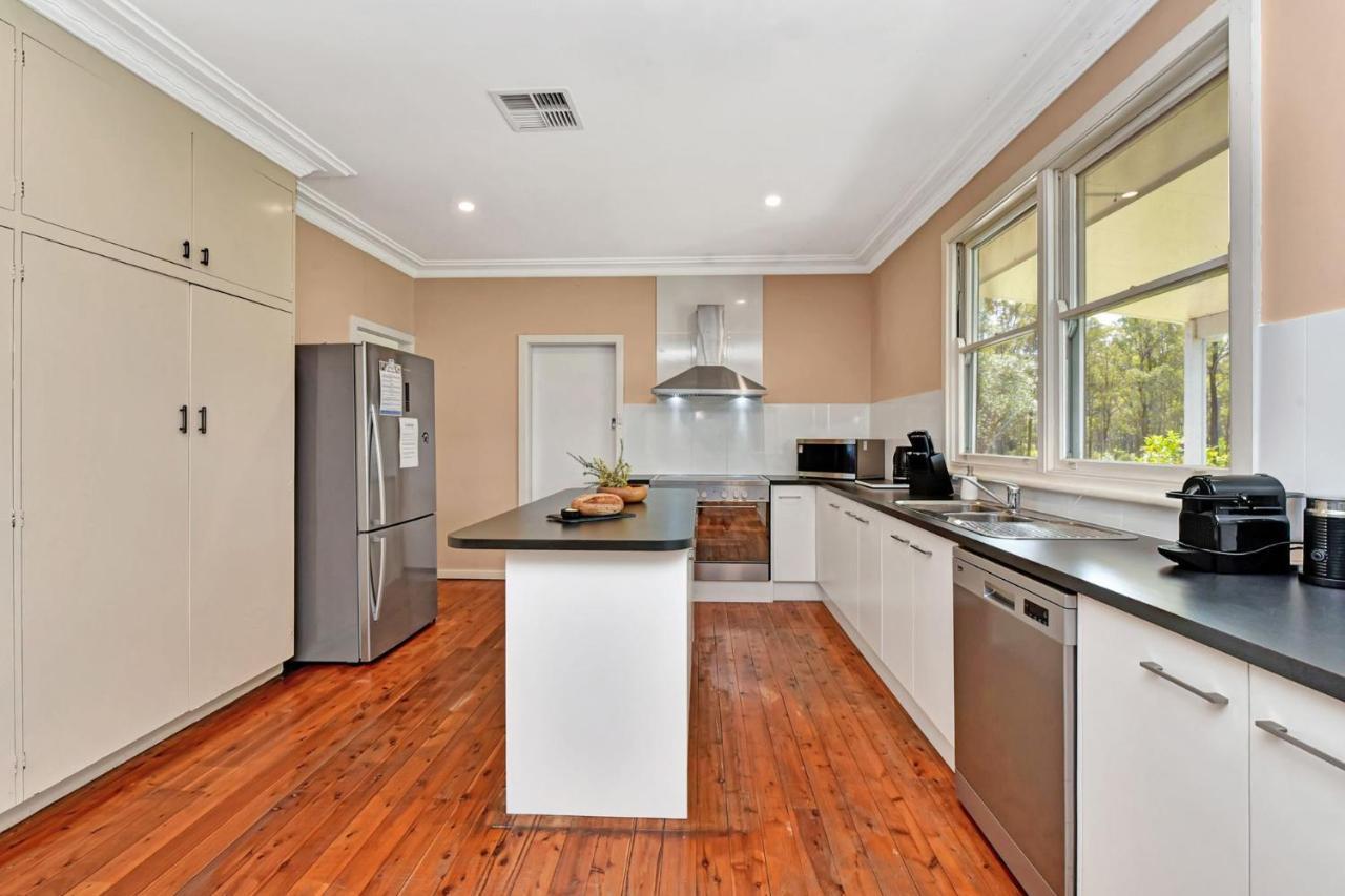 Glandore Vineyard Homestead. Home To A Onsite Cellar Door Pokolbin Exterior photo